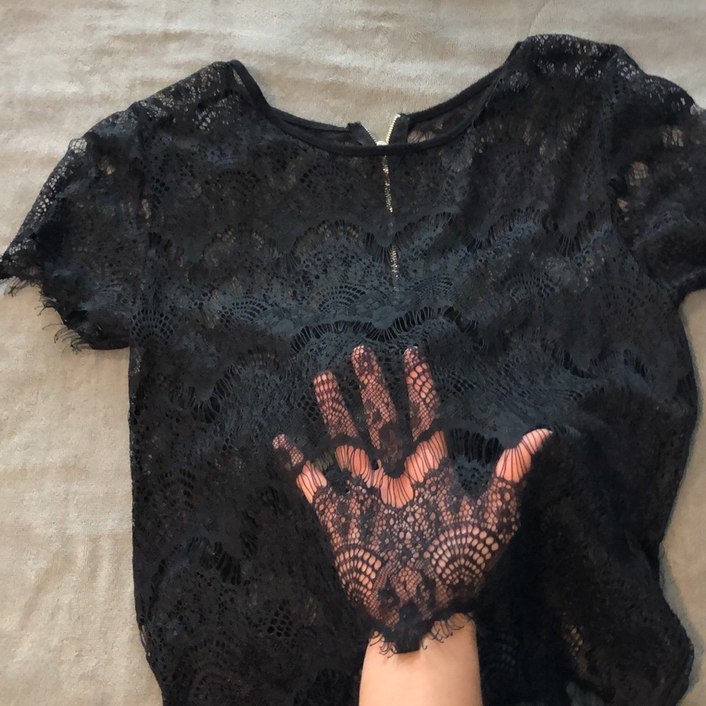 Lace t-shirt